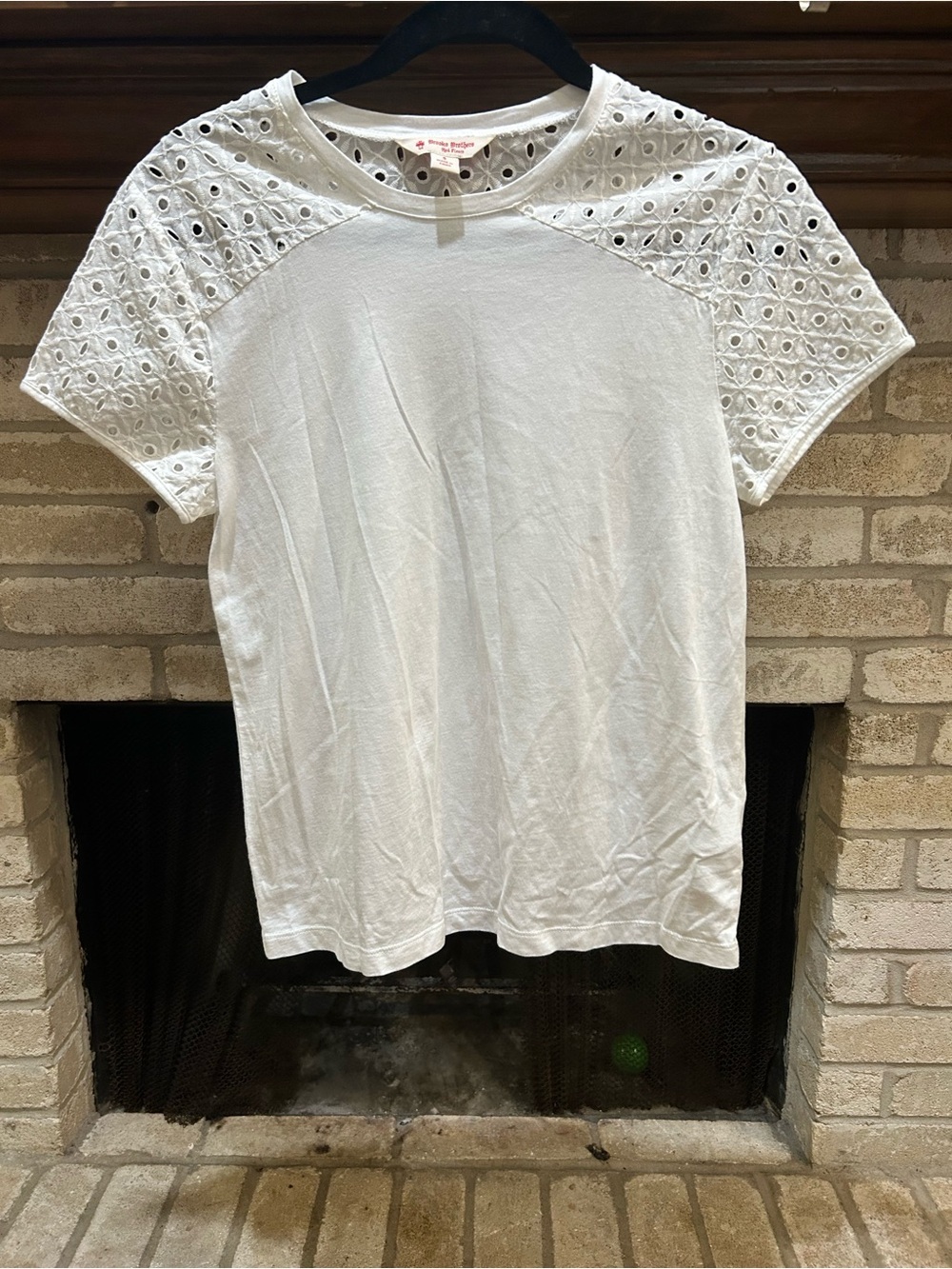 Brooks Brothers White Eyelet Short Sleeve Tee EUC